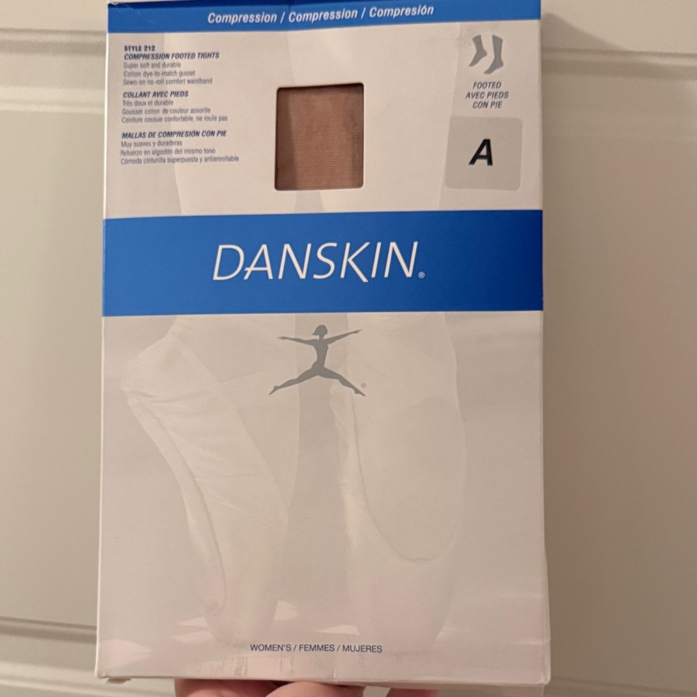 Danskin Tights- sz A- light toast